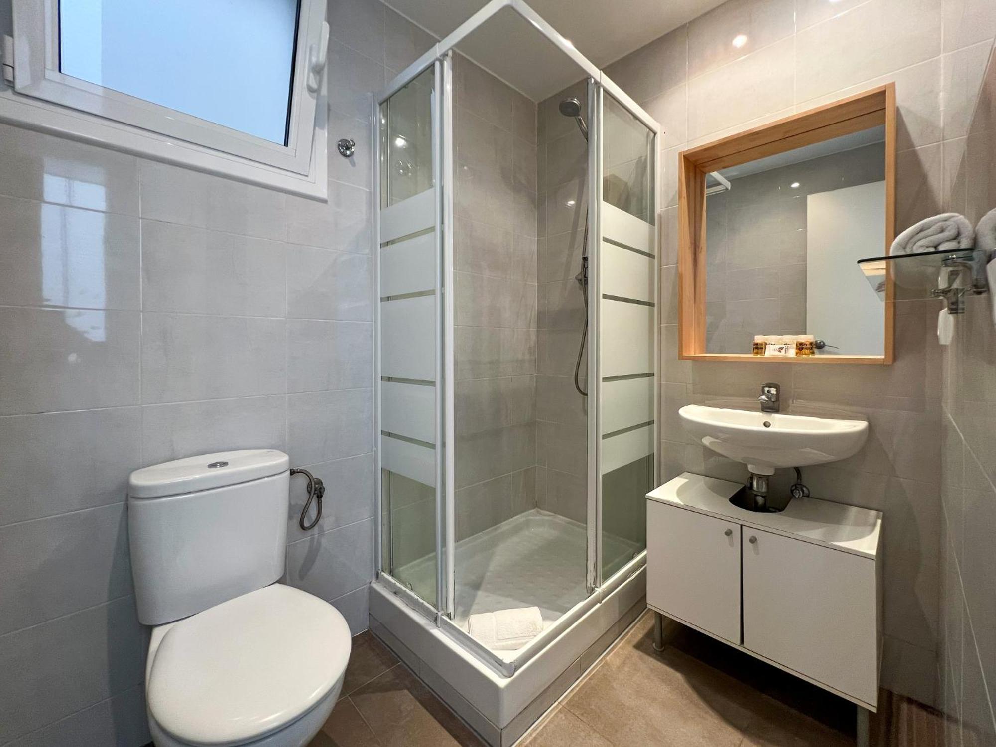 Stay U-Nique Apartments Begur برشلونة المظهر الخارجي الصورة